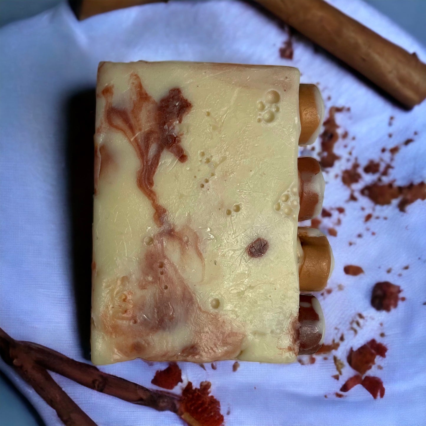 Cinnamon & Vanilla Cinnamon Roll Soap