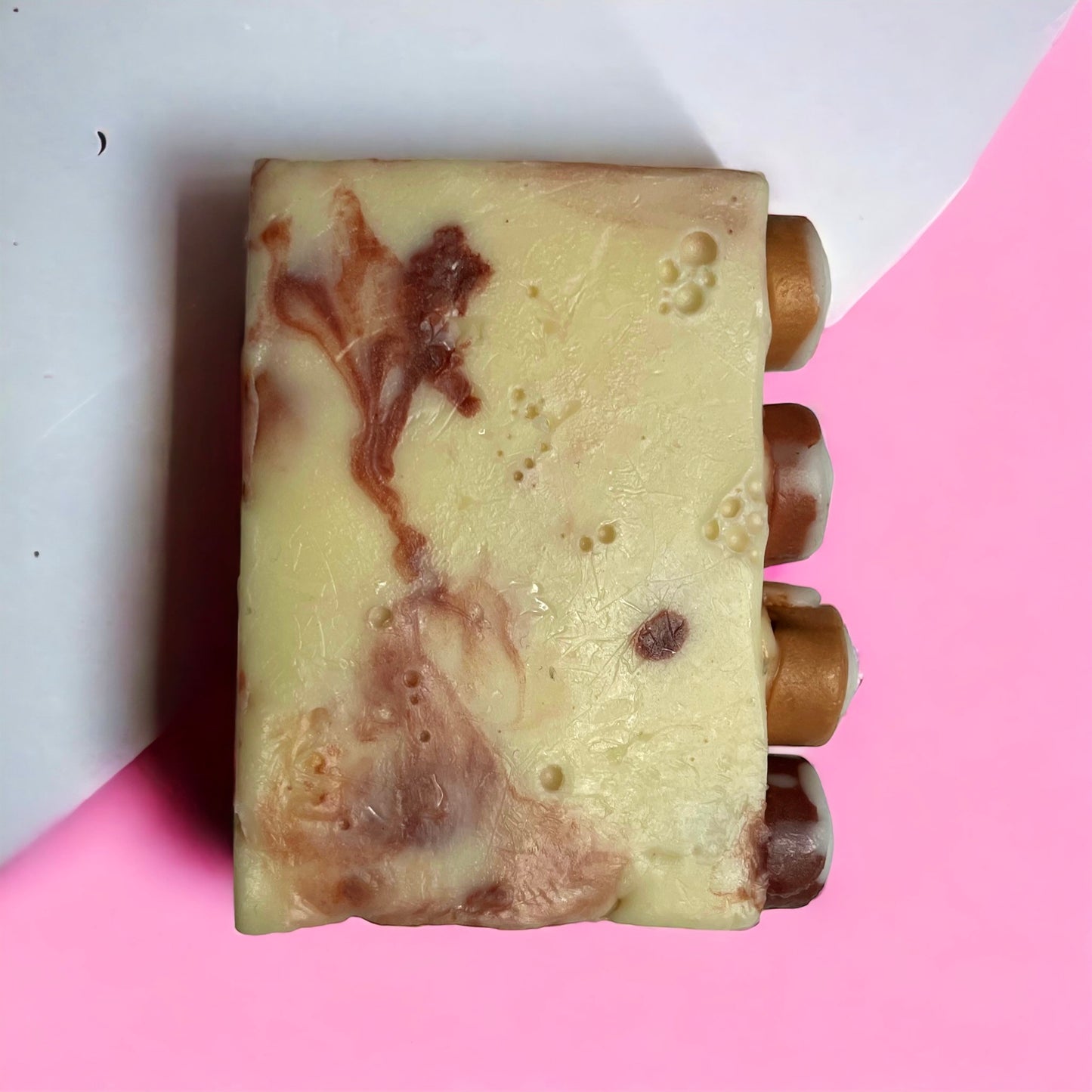 Cinnamon & Vanilla Cinnamon Roll Soap
