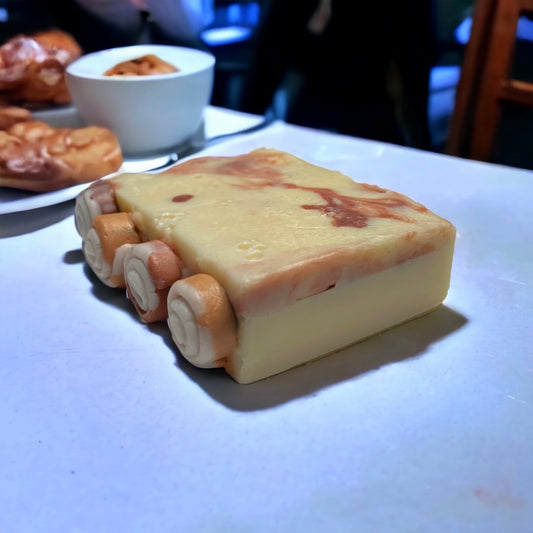 Cinnamon & Vanilla Cinnamon Roll Soap